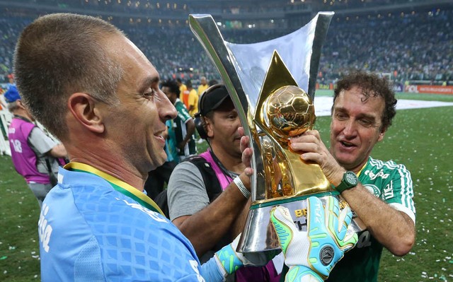 Dona da Crefisa vibra com volta de Cuca ao Palmeiras: 