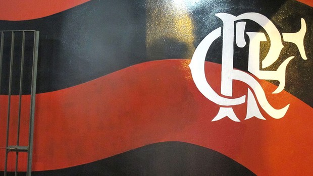 muro Flamengo pintado pichação  (Foto: Fabio Leme)