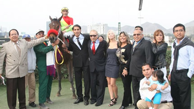 paolo guerrero especial corinthians Hipódromo de Monterrico (Foto: Divulgação/Hipódromo de Monterrico) paolo guerrero especial corinthians Hipódromo de Monterrico (Foto: Divulgação/Hipódromo de Monterrico)
