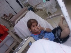 Mãe de Guilherme conta que ele adora acompanhar todas as postagens (Foto: Arquivo Pessoal)