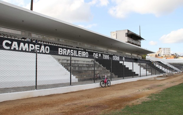 Estádio Presidente Vargas, do Treze, na Paraíba (Foto: Magnus Menezes / Jornal da Paraíba)