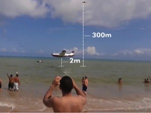 Segundo presidente do Aeroclube da Paraíba, aeronave chegou a voar a 2 metros da praia (Foto: Reprodução/TV Cabo Branco)