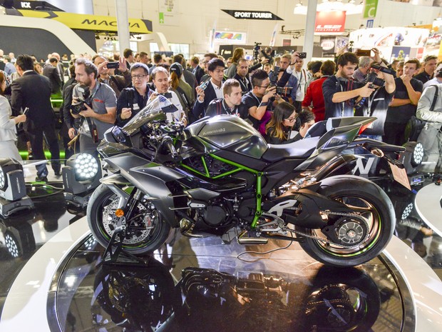 Kawasaki Ninja H2 Carbon (Foto: Divulgação / Intermot)