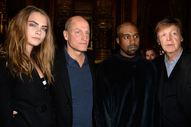 Cara Delevingne, Woody Harrelson, Kanye West e Paul McCartney no desfile de Stella McCartney em Paris (Foto: Getty Images)