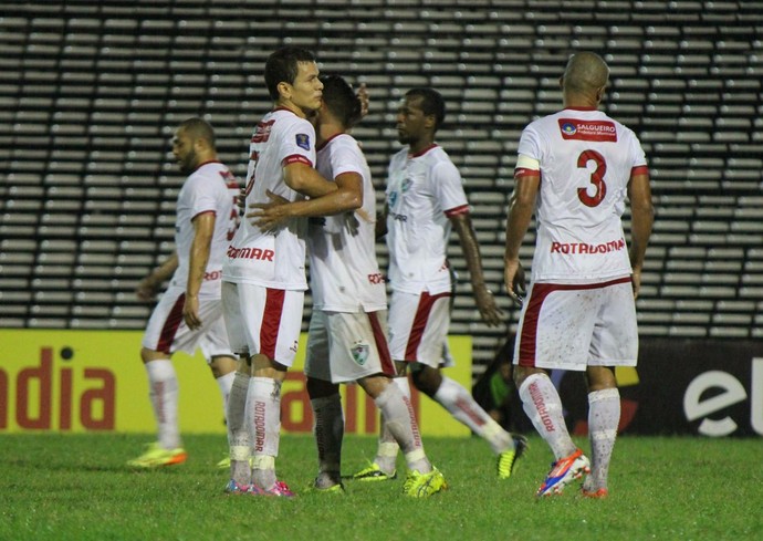 Piauí x Salgueiro - Copa do Brasil (Foto: Emanuele Madeira/GloboEsporte.com)