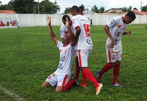 OFF - Pior time do mundo, Caiçara 'espera' convite da Seleção para amistoso