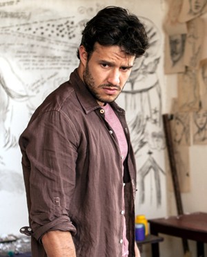 O ator Fernando Rodrigues que vive Virgílio na segunda fase da novela 'Em Família' (Foto: Divulgação / TV Globo)