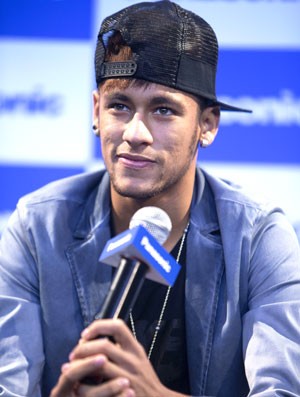 Neymar Coletiva (Foto: Agência EFE)