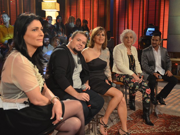 Transexuais contam suas histórias no Na Moral (Foto: Na Moral/TV Globo) Transexuais contam suas histórias no Na Moral (Foto: Na Moral/TV Globo)