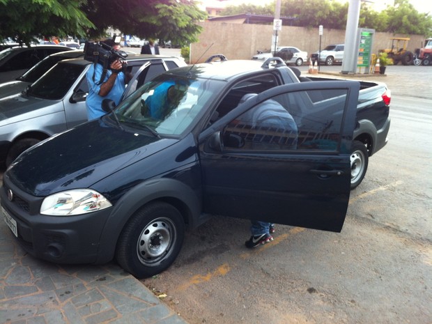 Carro clonado foi apreendido na casa do vereador (Foto: Valdivan Veloso/G1)