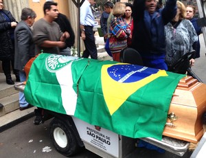 Palmeirenses se despedem com homenagens e reverenciam legado de Oberdan