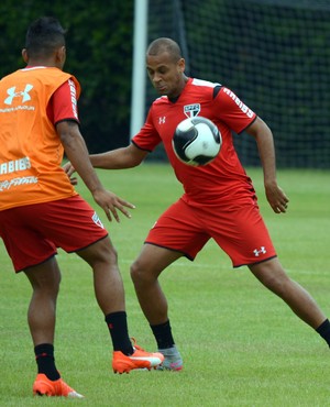 Carlinhos São Paulo (Foto: Érico Leonan/saopaulofc.net) Carlinhos São Paulo (Foto: Érico Leonan/saopaulofc.net)