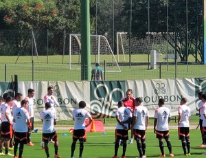 Alexandre Lopes Preparador Físico Treino Flamengo Atibaia (Foto: Hector Werlang) Alexandre Lopes Preparador Físico Treino Flamengo Atibaia (Foto: Hector Werlang)