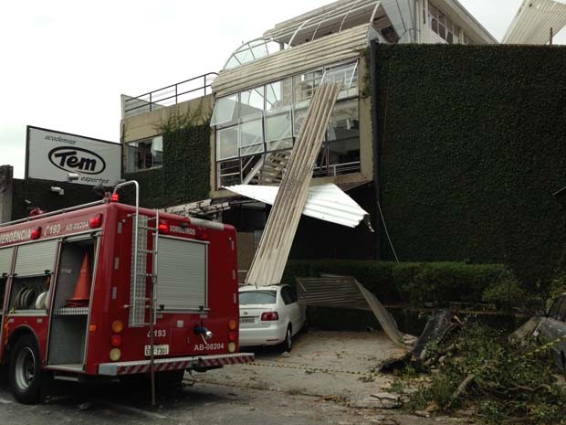 Explosão em academia em São Bernardo do Campo (Foto: Caio Prestes/G1 São Paulo)