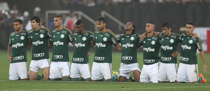 Ambiente renovado e união do elenco marcam ascensão do Palmeiras à final