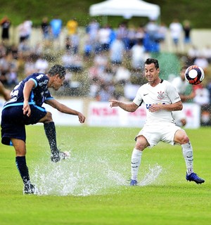 Rodriguinho lamenta negativa do Timão ao Fener: 