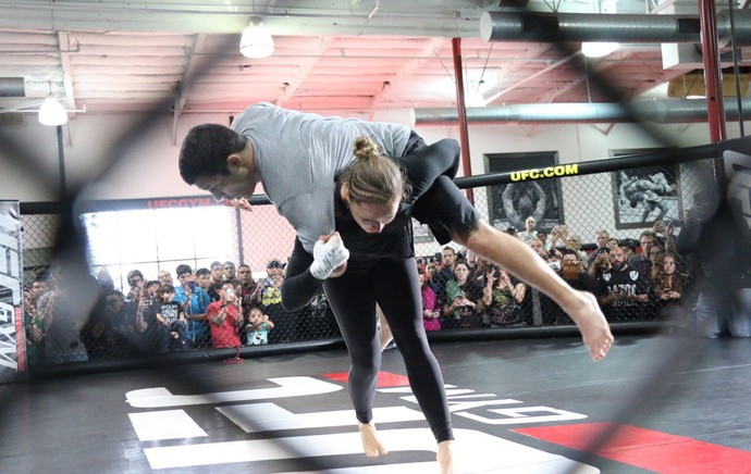 Ronda Rousey, treino MMA Combate (Foto: Evelyn Rodrigues)
