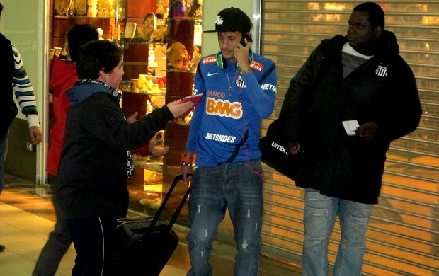 Neymar santos free shop (Foto: Marcelo Hazan / Globoesporte.com)