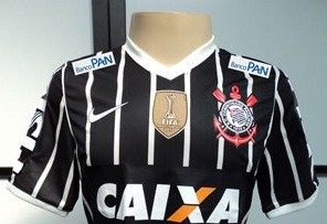 Camisa do Corinthians com o patrocinador pontual (Foto: Divulgação)