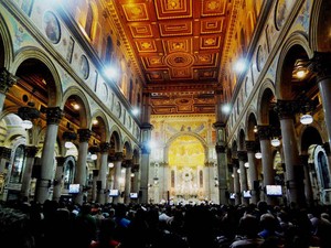 Interior da Basílica Santuário de Nossa Senhora de Nazaré, em Belém (Foto: Ingrid Bico/G1)