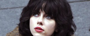 Scarlett aceita tirar toda a roupa em 'Sob a pele' (Divulgação)