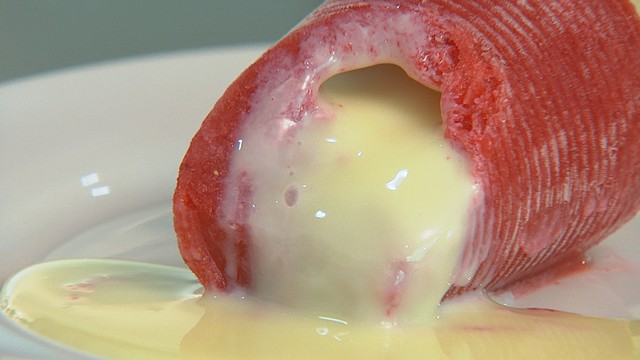 Paletas mexicanas são recheadas e podem ser feitas com diversos sabores (Foto: Reprodução TV TEM)