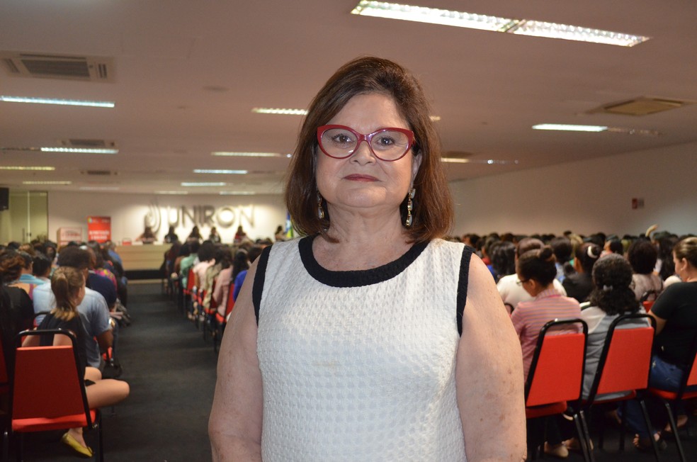 Raquel Volpato Serbino alerta para o elevado número de analfabetos em Rondônia, 130 mil (Foto: Toni Francis/G1)