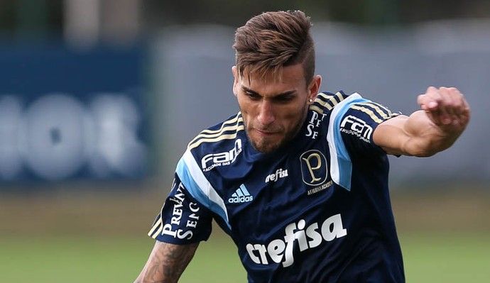 'Não é porque é clássico que a gente pode debochar', diz Rafael Marques