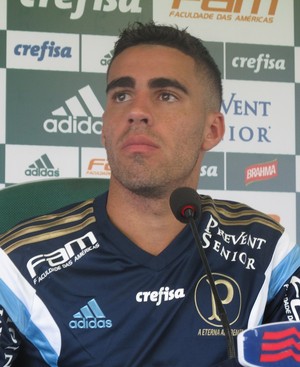 Gabriel aprova nova posição no Palmeiras: 