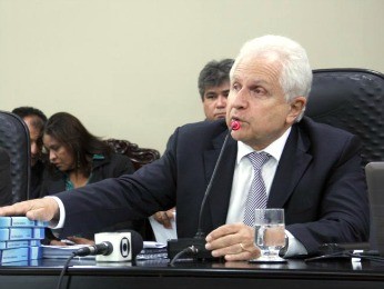 Valter Boulos, scio da Planserv, prestou depoimento  CPI nesta quarta (Foto: Demstenes Milhomem/ AL-MT)