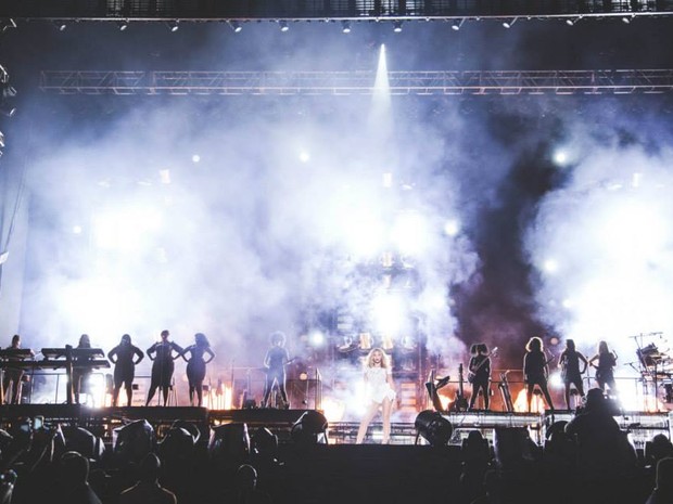 Beyoncé em show no estádio do Mineirão, em Belo Horizonte, Minas Gerais (Foto: Facebook/ Reprodução)