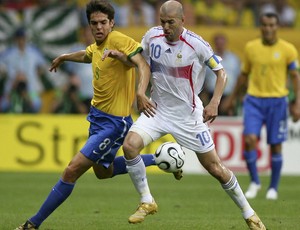 Kaká Zidane Brasil x França 2006 (Foto: Getty Images)