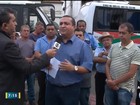 Motoristas do transporte alternativo param e realizam protesto no Karnak