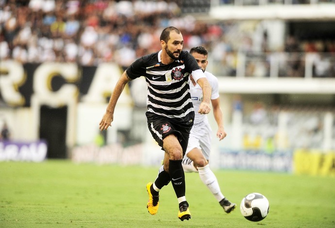 Cícero, Falcão e Danilo. Escolha o lance mais bonito do fim de semana