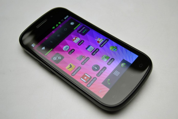 Parte frontal do Nexus S (Foto: Stella Dauer) Parte frontal do Nexus S (Foto: Stella Dauer)