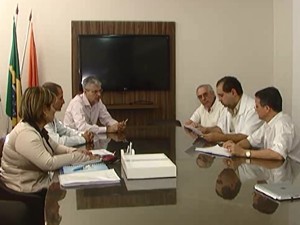 Lideranças do hospital se reuniram nesta terça-feira (06) (Foto: Reprodução/TV Integração)