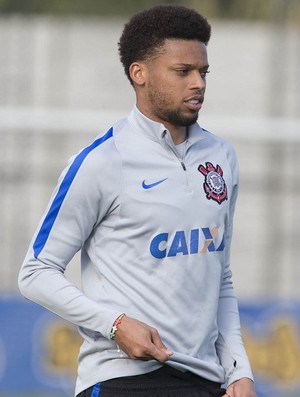 Jornal revela negociação entre André e Sporting; Corinthians pode ter baixa