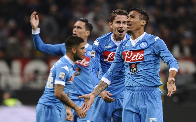 Allan - Napoli (Foto: Reuters) Allan - Napoli (Foto: Reuters)