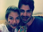 Ex-BBBs Adriana e Rodrigão aparecem sujos de chocolate em foto