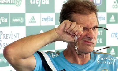 Oswaldo explica ausência em treinos: “Manifestação orgânica malcheirosa”