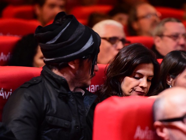 Helena Ranaldi e o namorado, Allan Souza Lima, no Festival de Cinema de Gramado (Foto: Alex Palarea/ Ag. News)