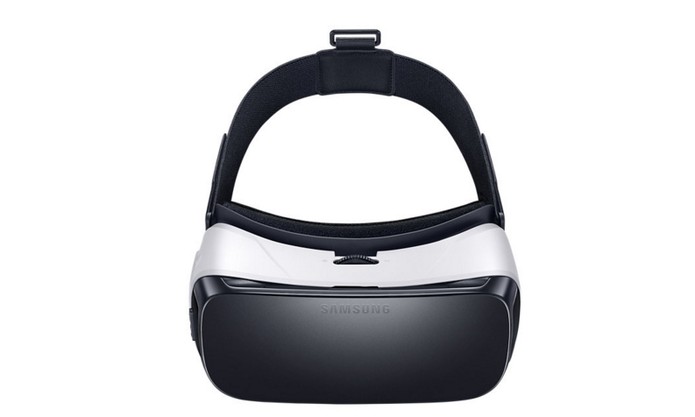 Gear VR tem compatibilidade com jogos e apps de streaming com Netflix (Foto: Divulgação/Samsung) (Foto: Gear VR tem compatibilidade com jogos e apps de streaming com Netflix (Foto: Divulgação/Samsung)) Gear VR tem compatibilidade com jogos e apps de streaming com Netflix (Foto: Divulgação/Samsung) (Foto: Gear VR tem compatibilidade com jogos e apps de streaming com Netflix (Foto: Divulgação/Samsung))