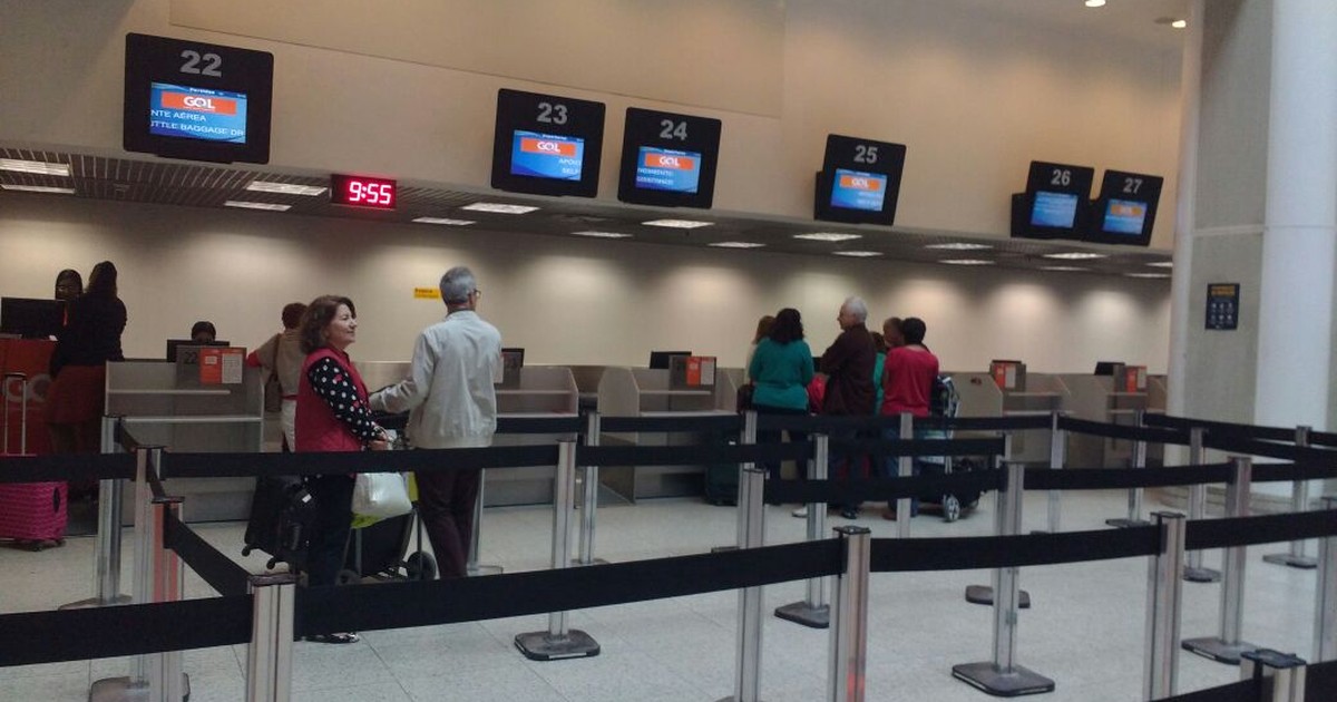 G1 Voos são cancelados no aeroporto Santos Dumont devido ao mau tempo