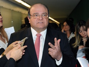 O deputado Cândido Vaccarezza vai presidir o grupo de reforma política (Foto: JBatista / Agência Câmara)