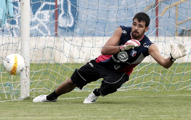 Saulo em treino do Guaratinguetá (Foto: Comunicação Guará Futebol/ Comunicação)