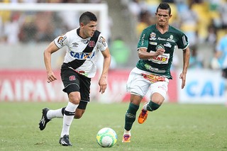 Diego Renan é outro que não sabe de seu futuro na Colina (Foto: Marcelo Sadio/vasco.com.br)