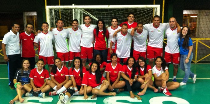 Atletas do time masculino e Feminino de handebol do IF-Sertão Petrolina (Foto: Vânia Carapiá/ Arquivo pessoal)