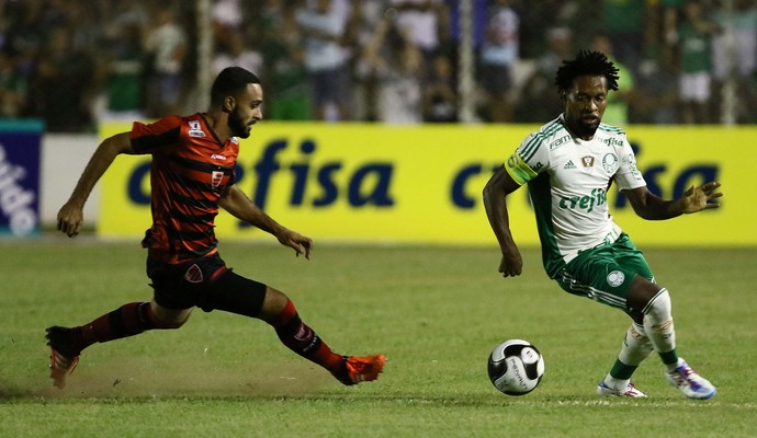 Técnico do Palmeiras projeta testes no sábado e novo rumo na Libertadores