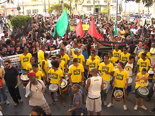 Manifestação (Foto: Imagem/ TV Bahia)