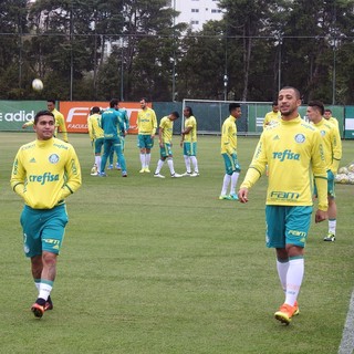 Sexta-feira do Palmeiras tem retornos, jogo-treino com reservas e pate-papo  
